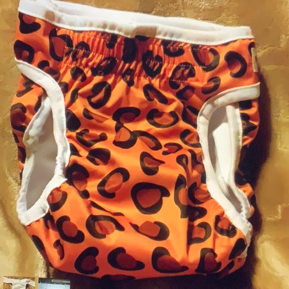 Micoyo Female Dog Diaper Large NWOT - Picture 2 of 4